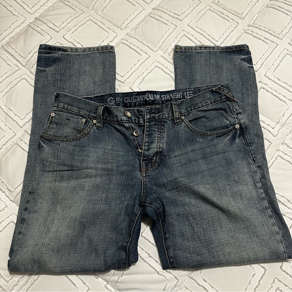 STRAIGHT LEG GUESS JEANS